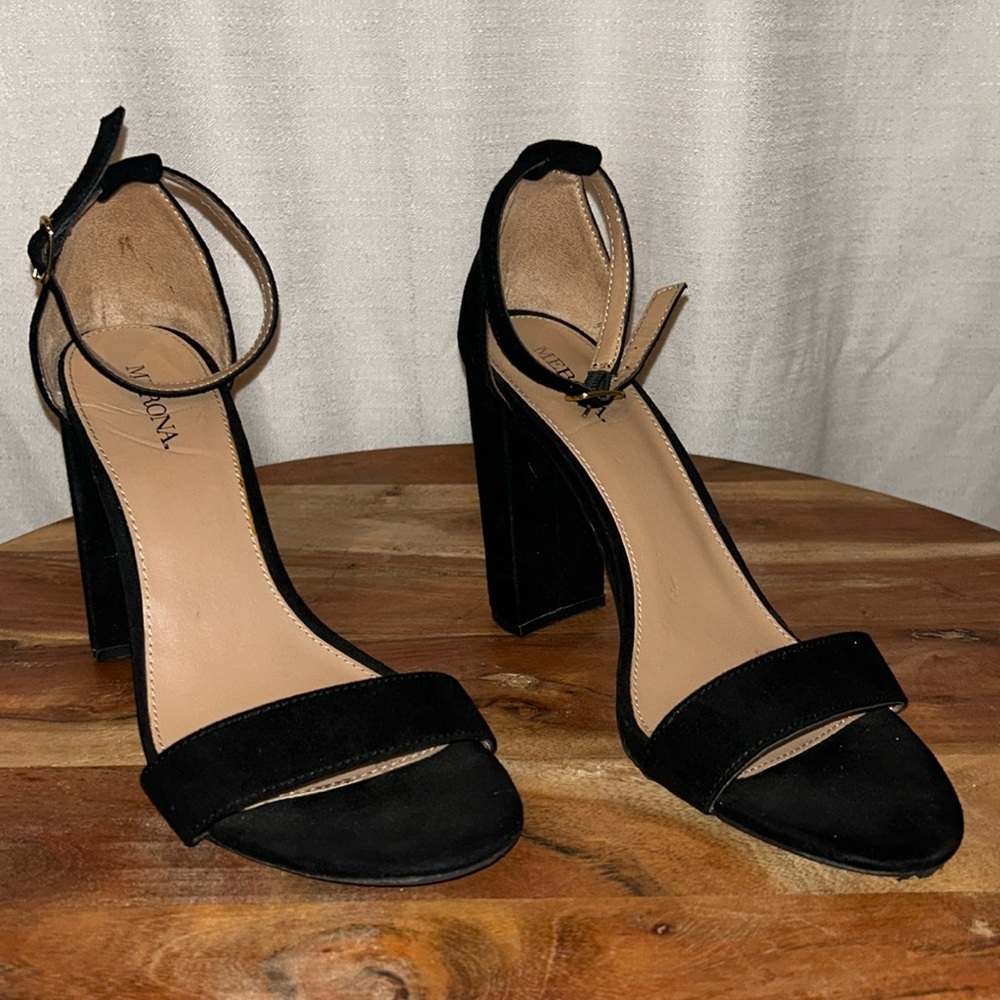 Merona Black Suede Heels